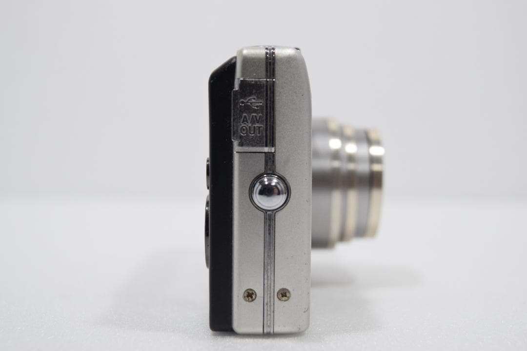 Nikon COOLPIX S570 ニコン クールピクス デジタルカメラ 箱付