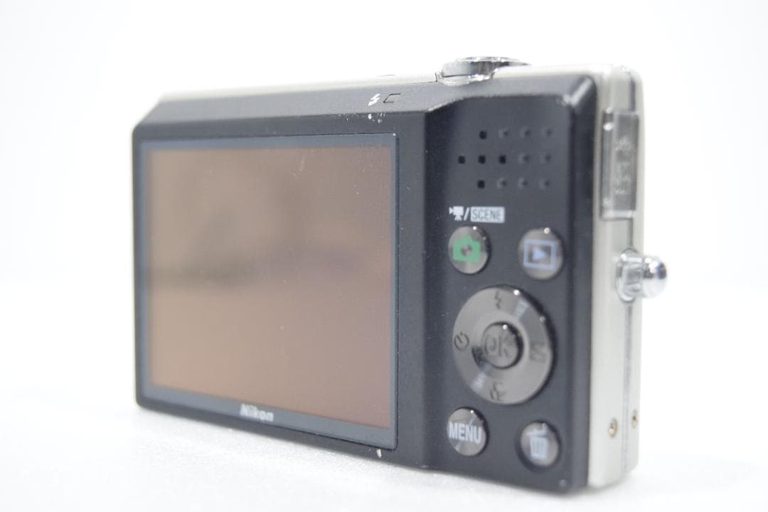 Nikon COOLPIX S570 ニコン クールピクス デジタルカメラ 箱付
