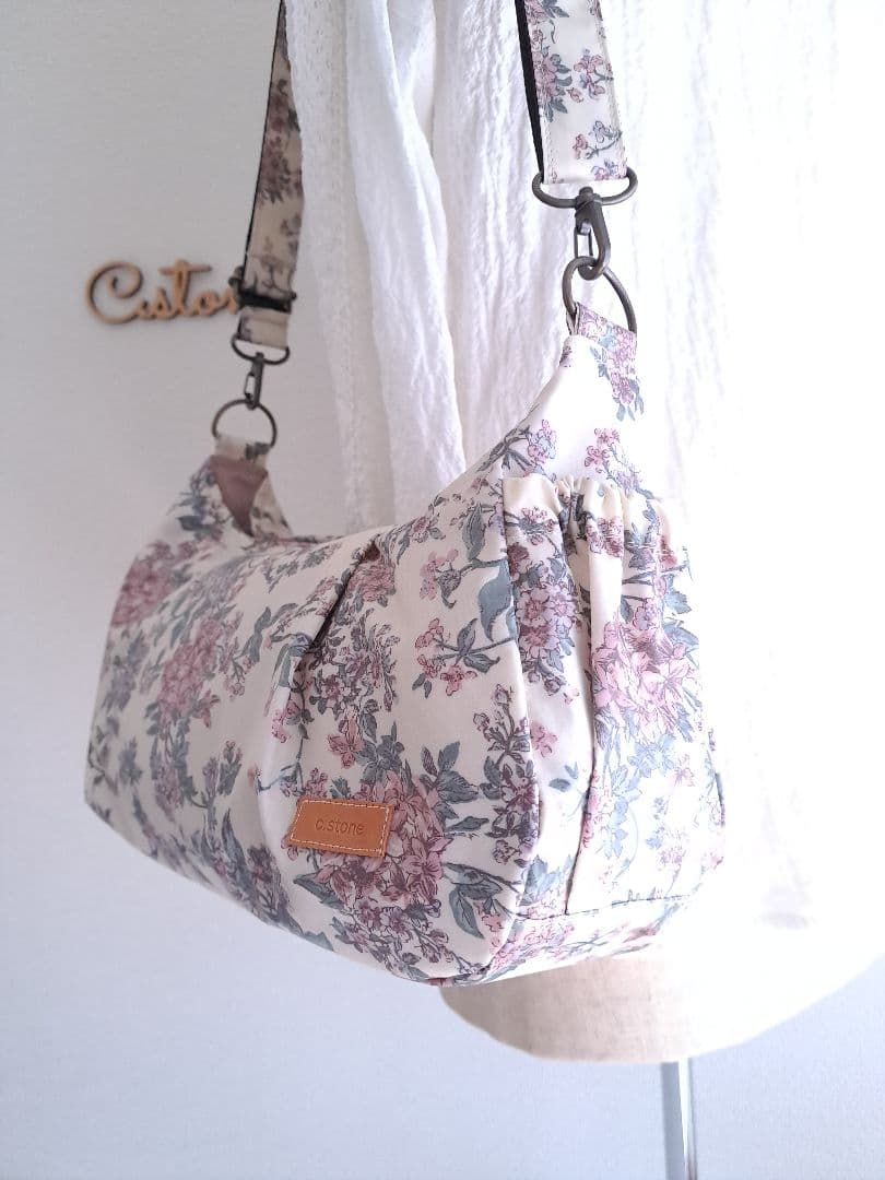 あ～きゃん様　リバティ　セリーヌ　ライラックピンク　横長ショルダーバッグ