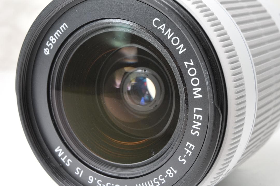 美品 Canon EOS Kiss X7⭐️ショット数1381 ホワイト