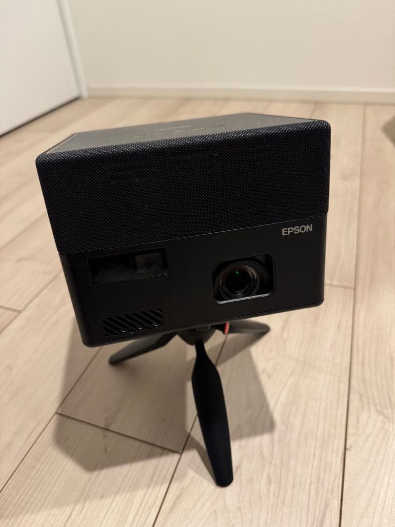 EPSON エプソン プロジェクター EF-12