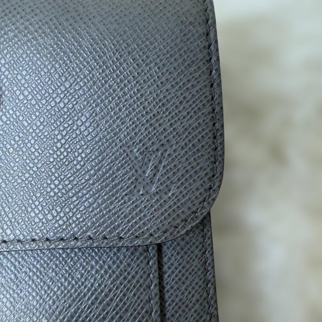 Louis Vuitton ルイヴィトン タイガ セカンドバッグ 正規品