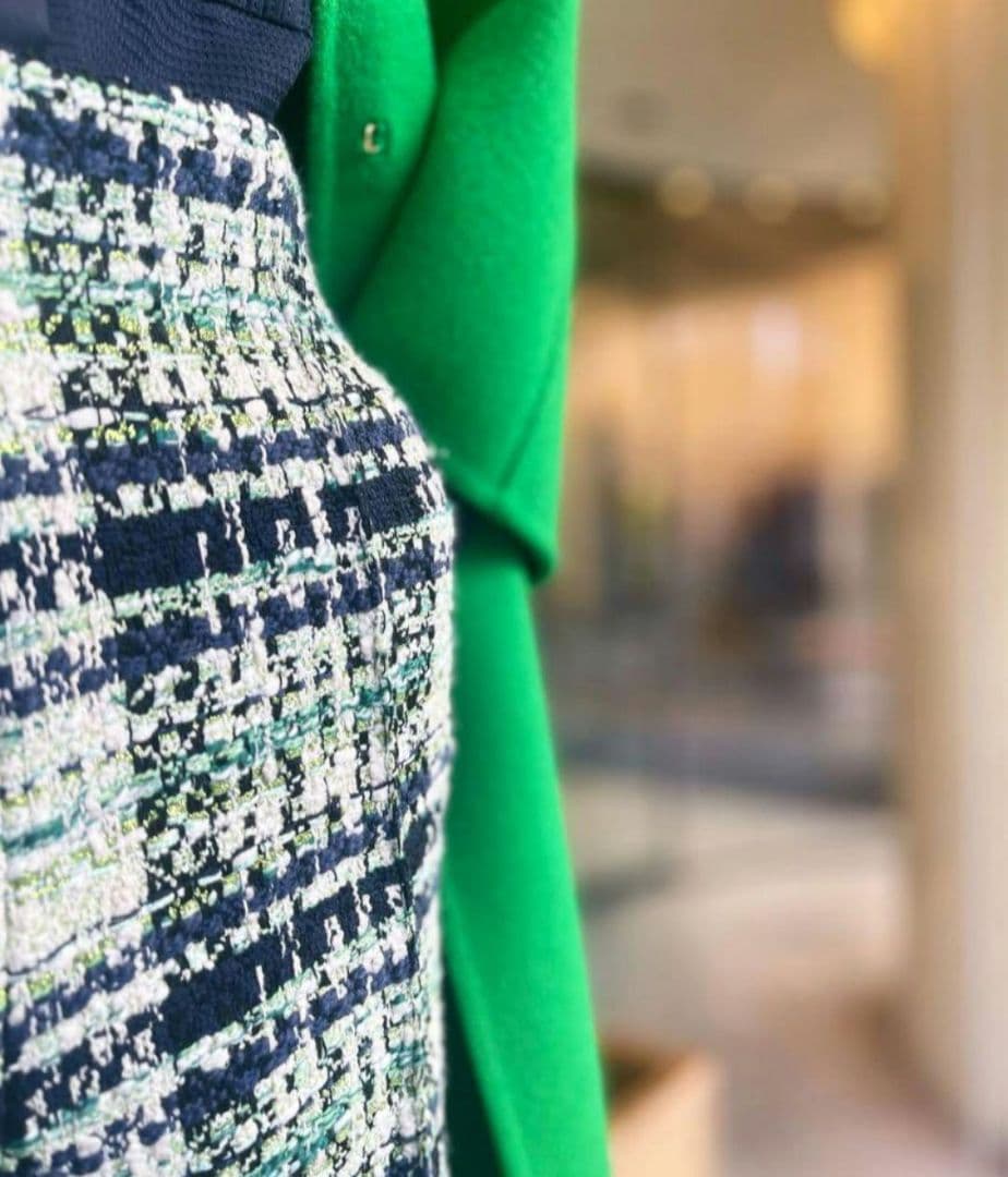 8.3万 23年人気品 ファンシー ツイード パンツ テーパードパンツ 205