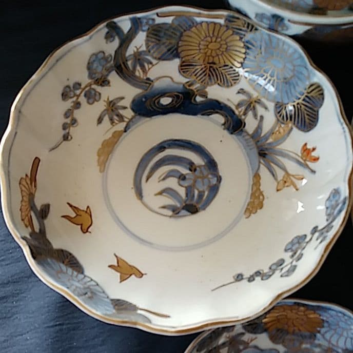 「ご成約者」です。 「同じ絵柄で、7通りの食器！」古伊万里皿7種類