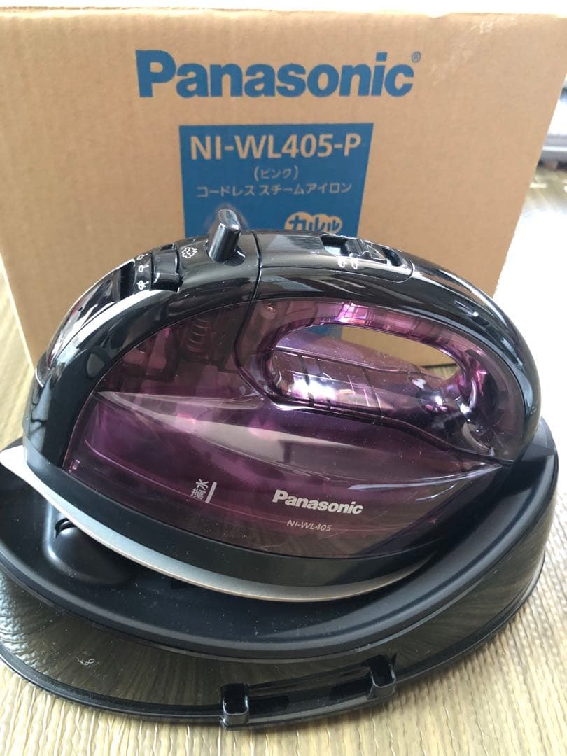 パナソニック コードレススチームアイロンNI-WL405-P