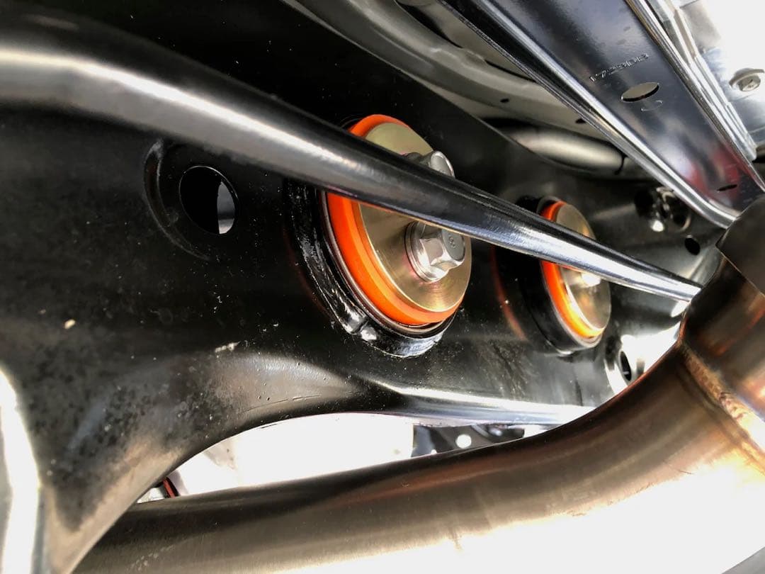 AVO turbo world リアデフマウント　86 brz gr86