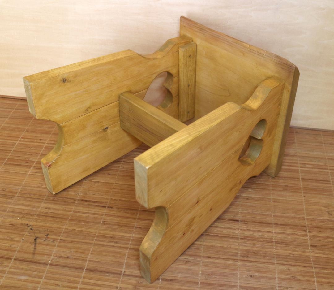 ハンドメイド　スツール　天板青森ヒバ　脚板ヒノキ　踏み台/飾り台/椅子etc