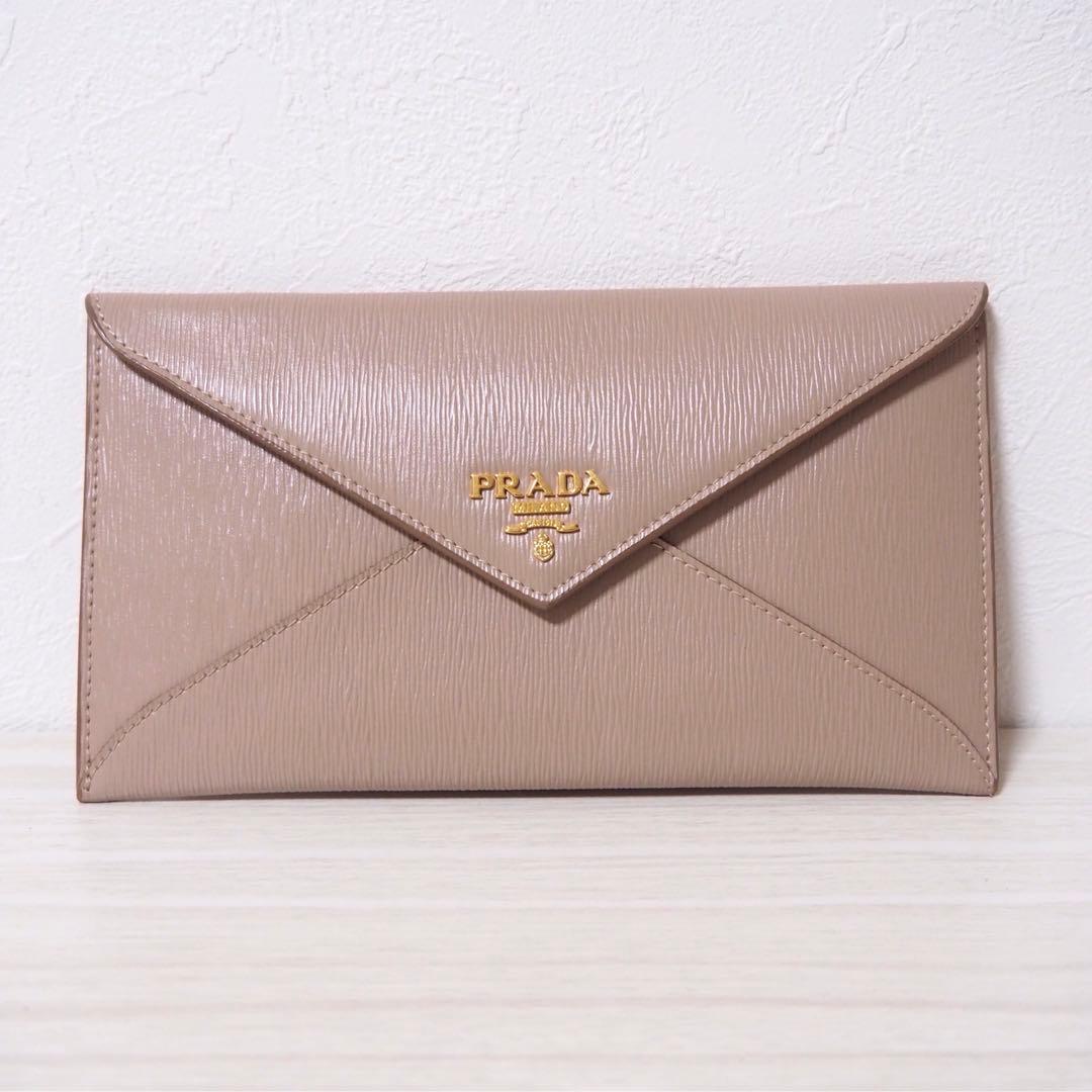 PRADA プラダ 長財布 レター型