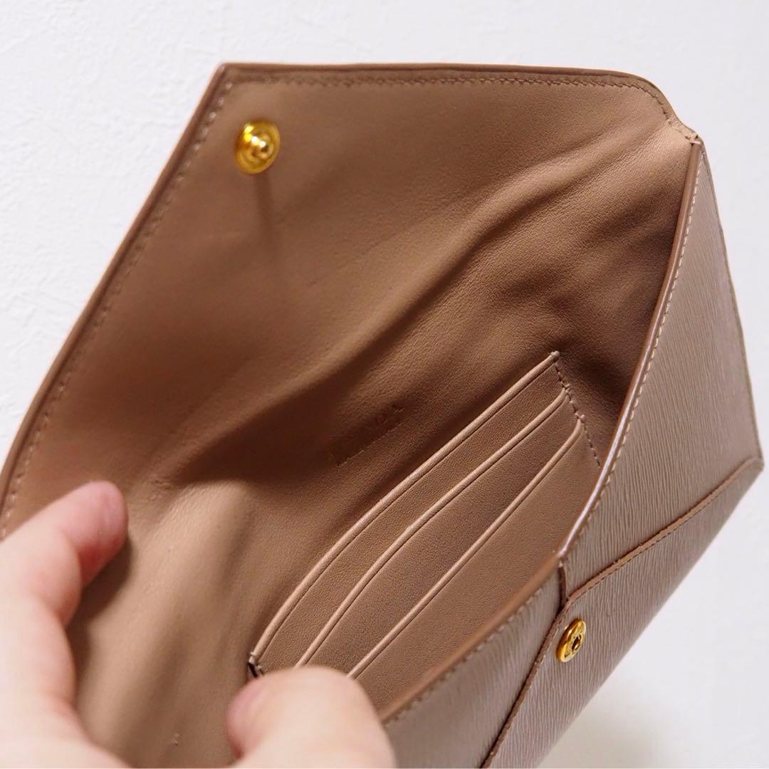 PRADA プラダ 長財布 レター型