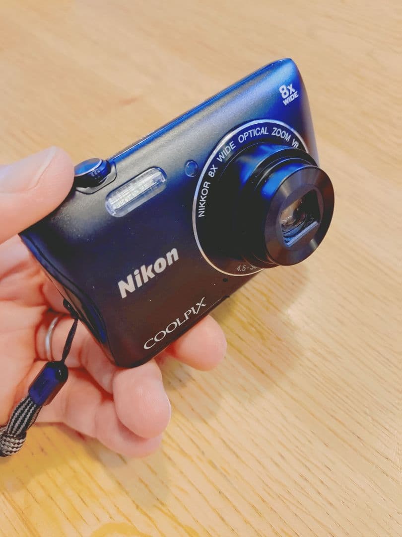 m*n様 Nikon COOLPIX S3700 コンパクトデジタルカメラ