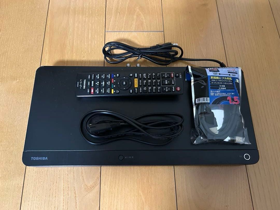 ［美品］TOSHIBA 1TB 2番組DBR-Z420 ブルーレイレコーダー