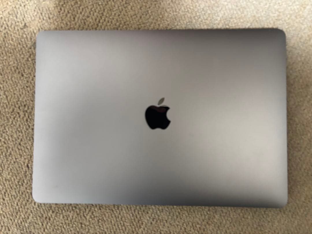 AppleMacBookAir 10 M1モデル 8G 256G スペースグレー