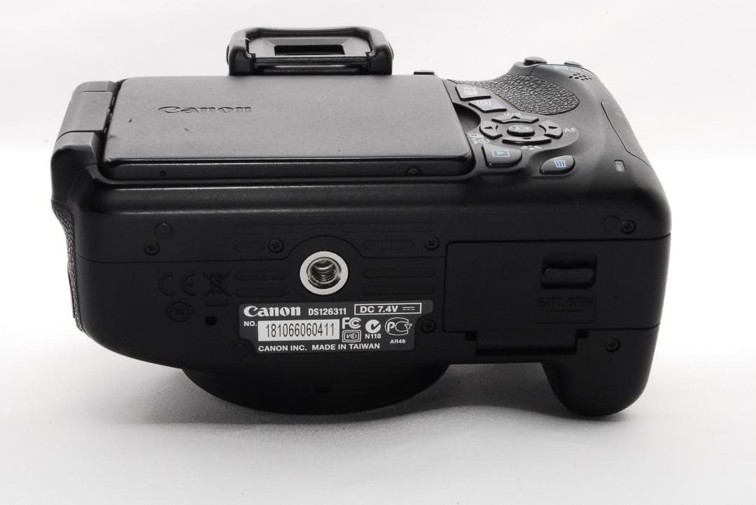 広角〜望遠まで◎憧れの一台Canon EOS Kiss X5ダブルレンズ