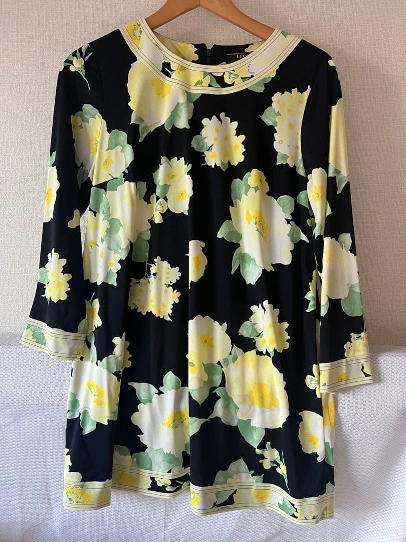 美品⭐️レオナール⭐️カンカン⭐️花柄トリム⭐️七分袖チュニック⭐️サイズ42