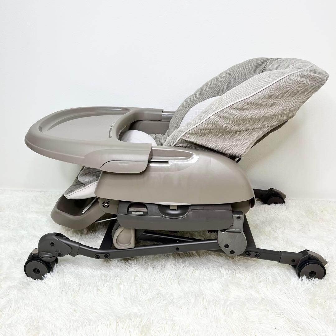 未使用級 Combi ネムリラ ハイローチェア 洗えるランチトレイ付き