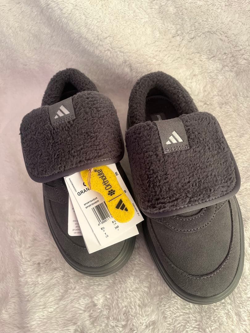 さあ　アディダス adidas グランドコートミュール 24cm