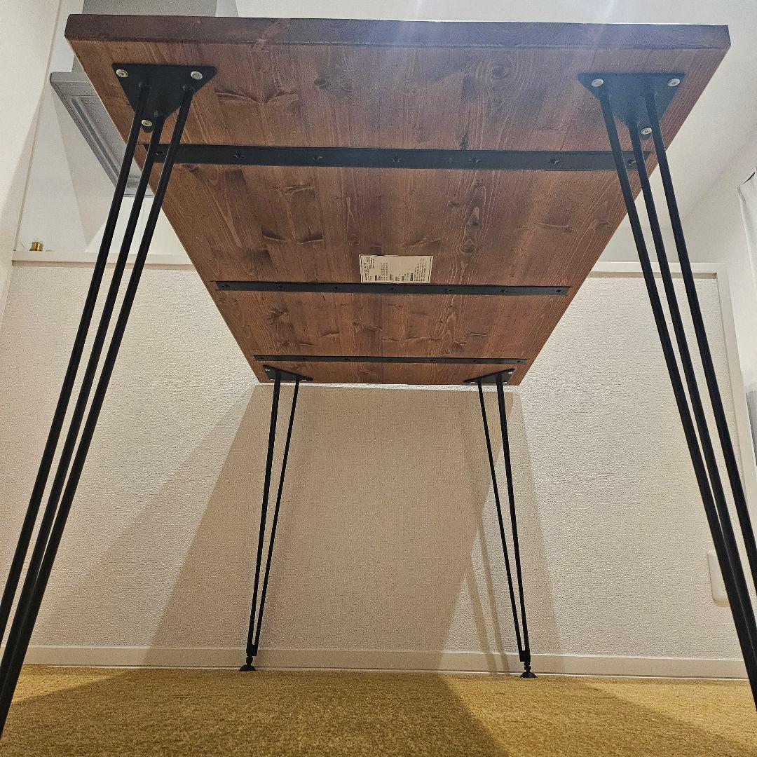 送料込み　LOWYA(ロウヤ)　ダイニングテーブル