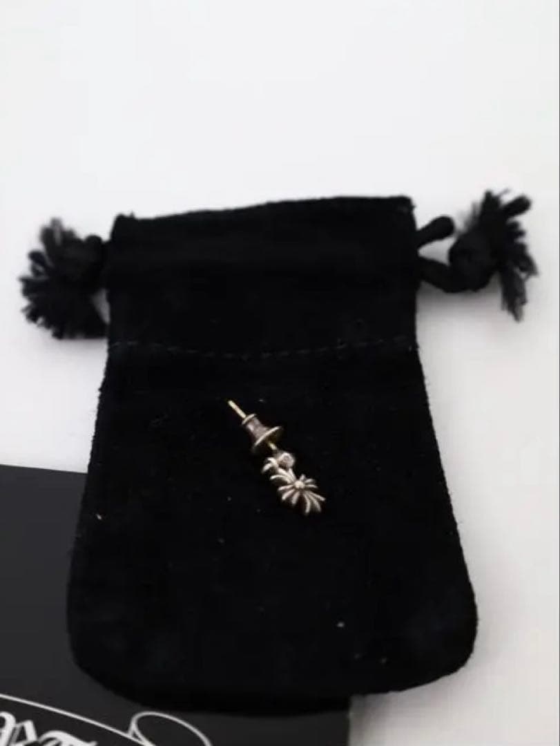 Chrome Hearts スパイクデザイン ピアス