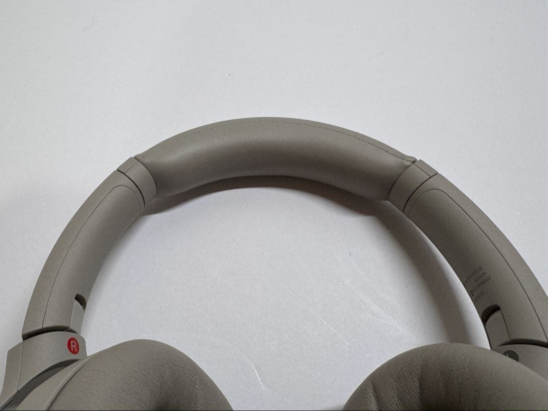 【美品】SONY WH-1000XM4 （プラチナシルバー ）