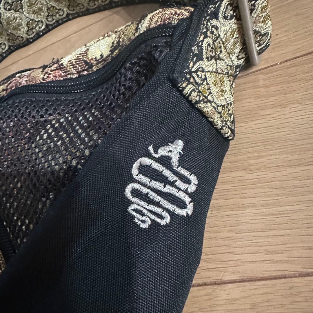 アールディーズ　ショルダーバッグ　バナナショルダー　花柄