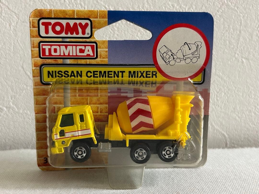 トミカ ブリスターパック ヨーロッパ輸出 NISSAN CEMENT MIXER