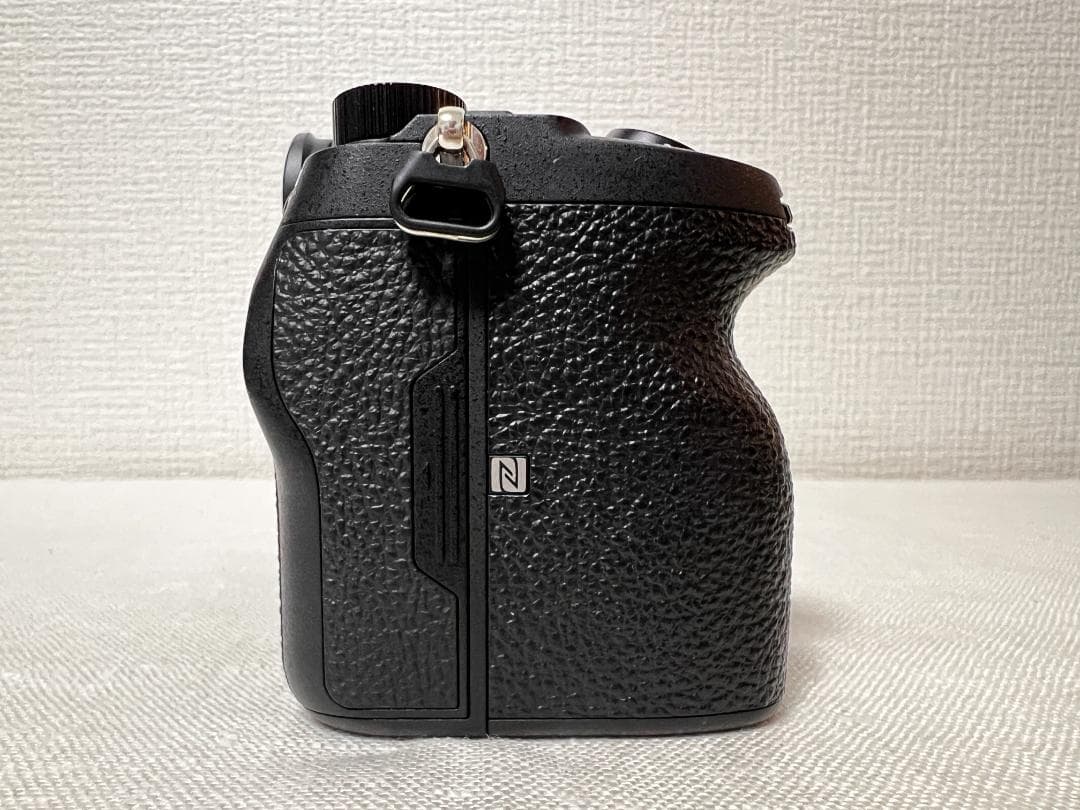 週末限定！高解像度 SONY α7RⅣ フルサイズミラーレス （6100万画素）