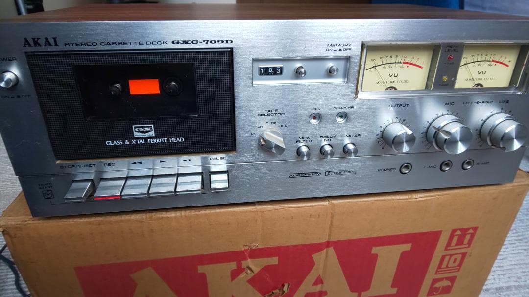 アカイ製 AKAI GXC-709D カセットデッキ