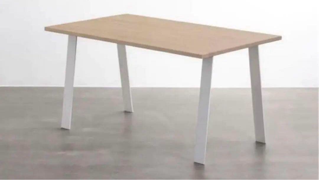 KANADEMONO テーブル