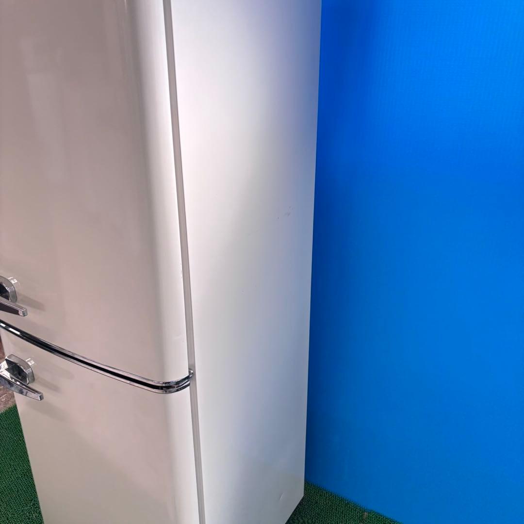 728 レトロデザイン　冷蔵庫　100L〜200L 小型　一人暮らし　右開き格安