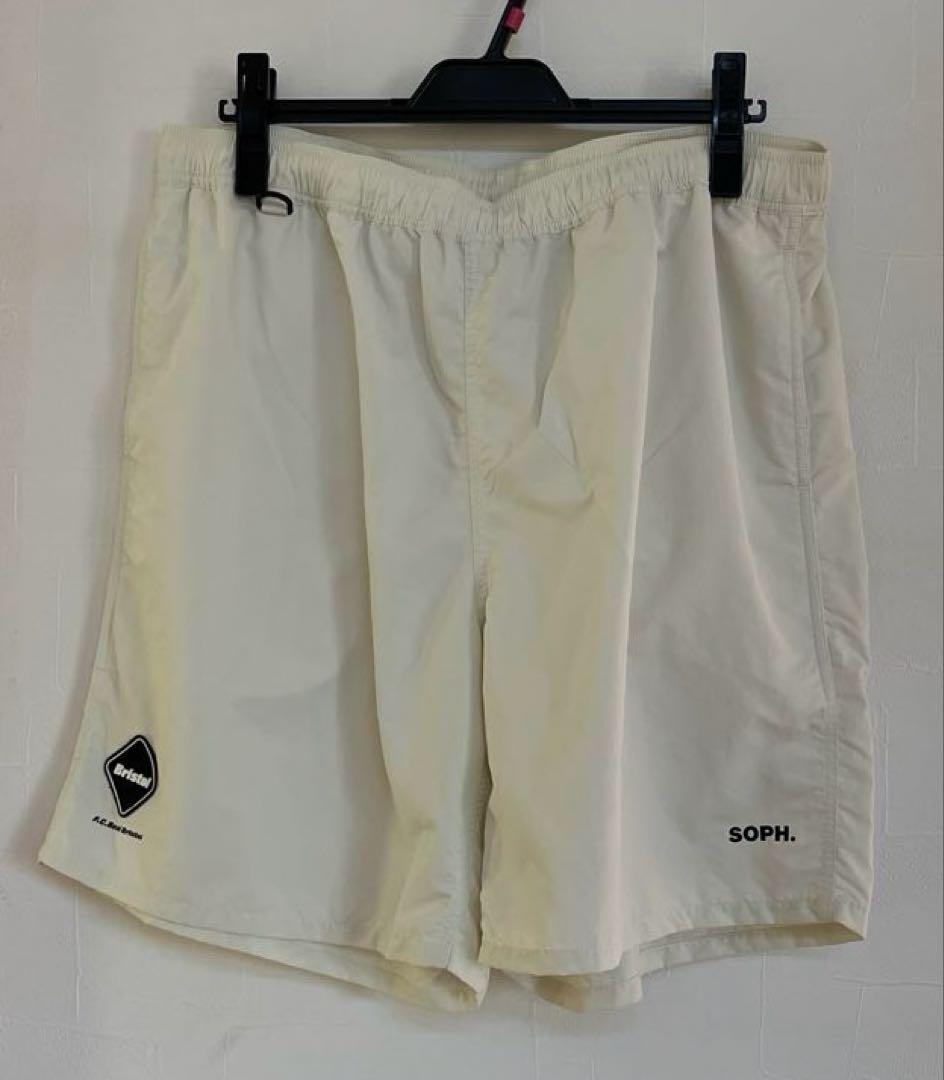 F.C.Real Bristol SOPH. ホワイトショートパンツ　XL