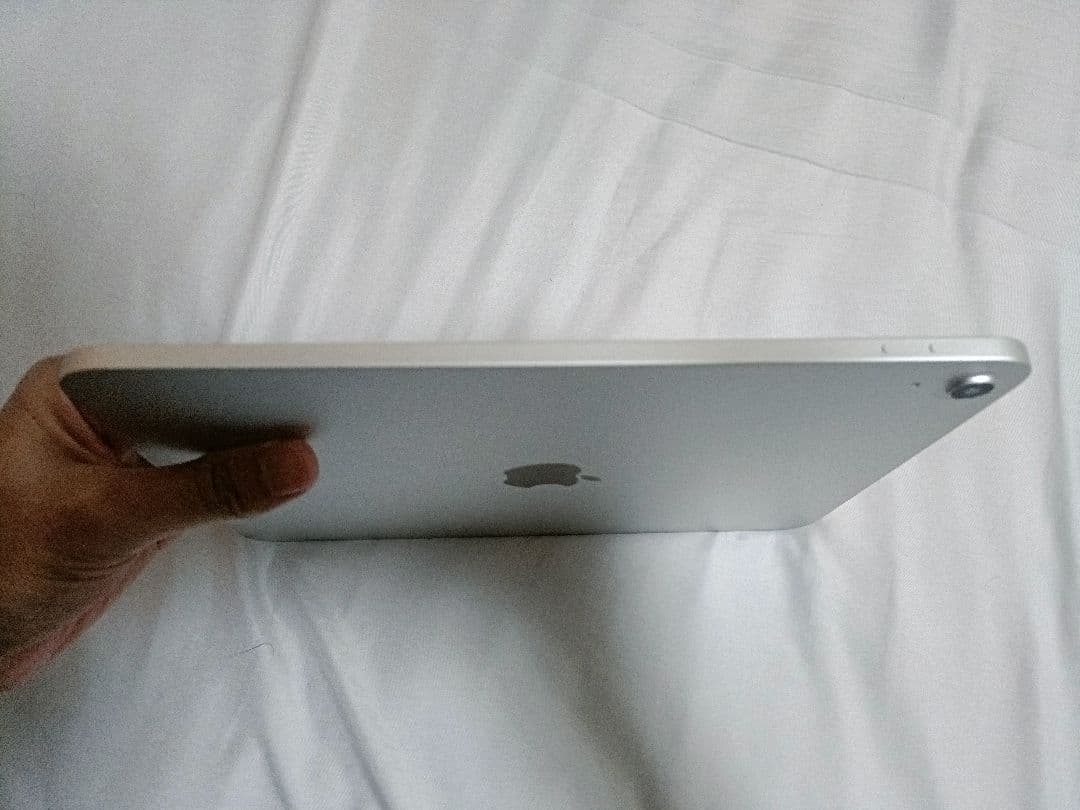 Apple iPad A16 2025 128GB シルバー