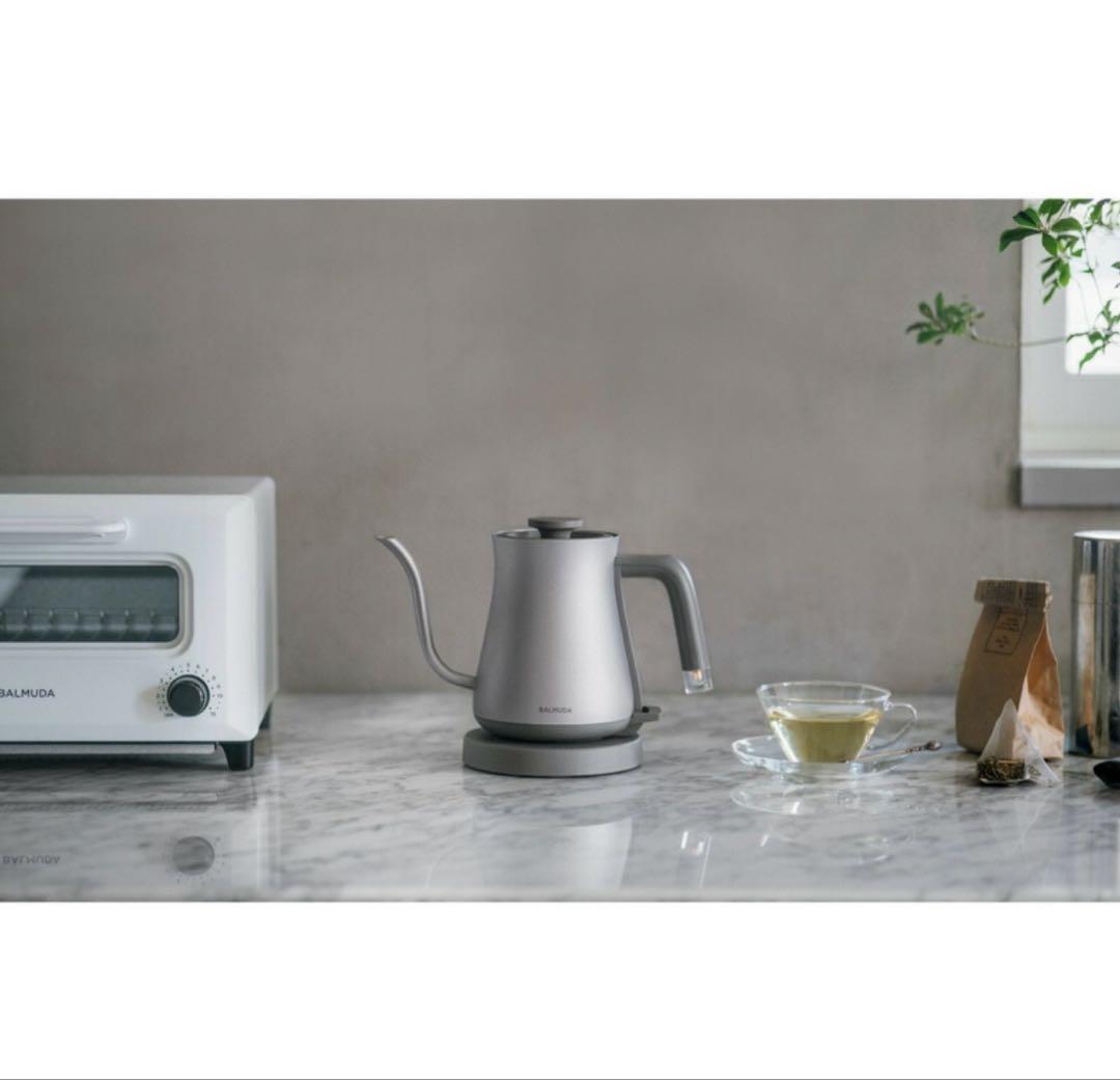 バルミューダ　ケトル　シルバー　新品未使用