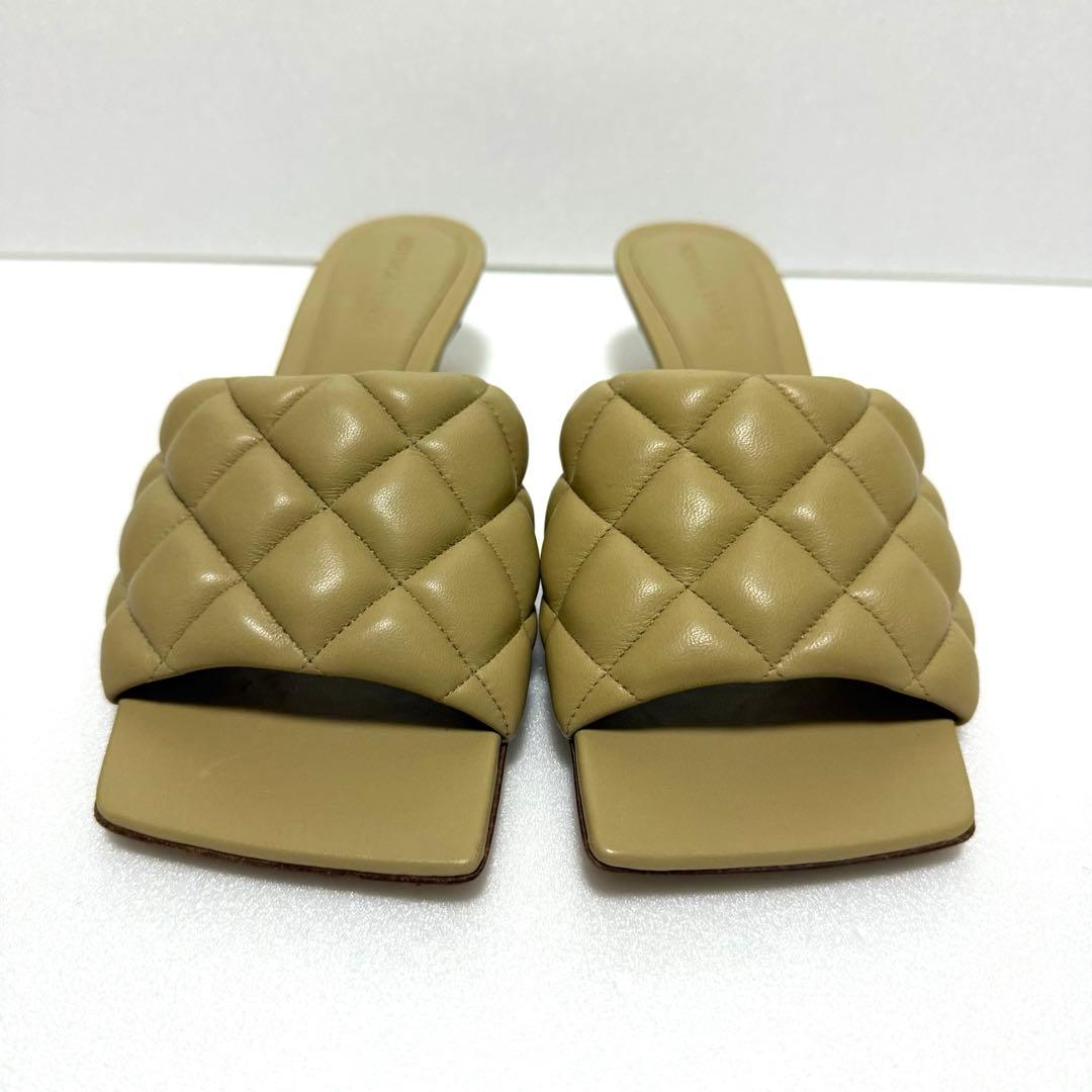 【極美品】ボッテガヴェネタ サンダル 36.5 パデッド ミュール ベージュ