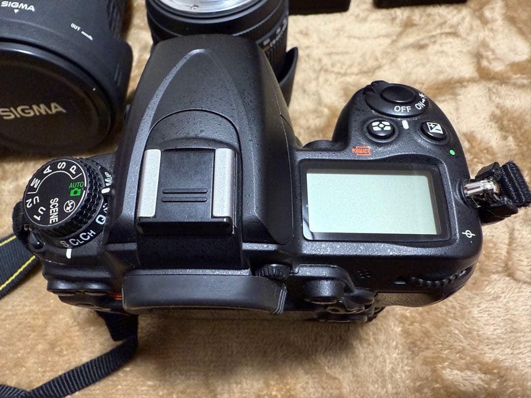 Nikon D7000一眼レフカメラ マイクロSDカード128GB付属