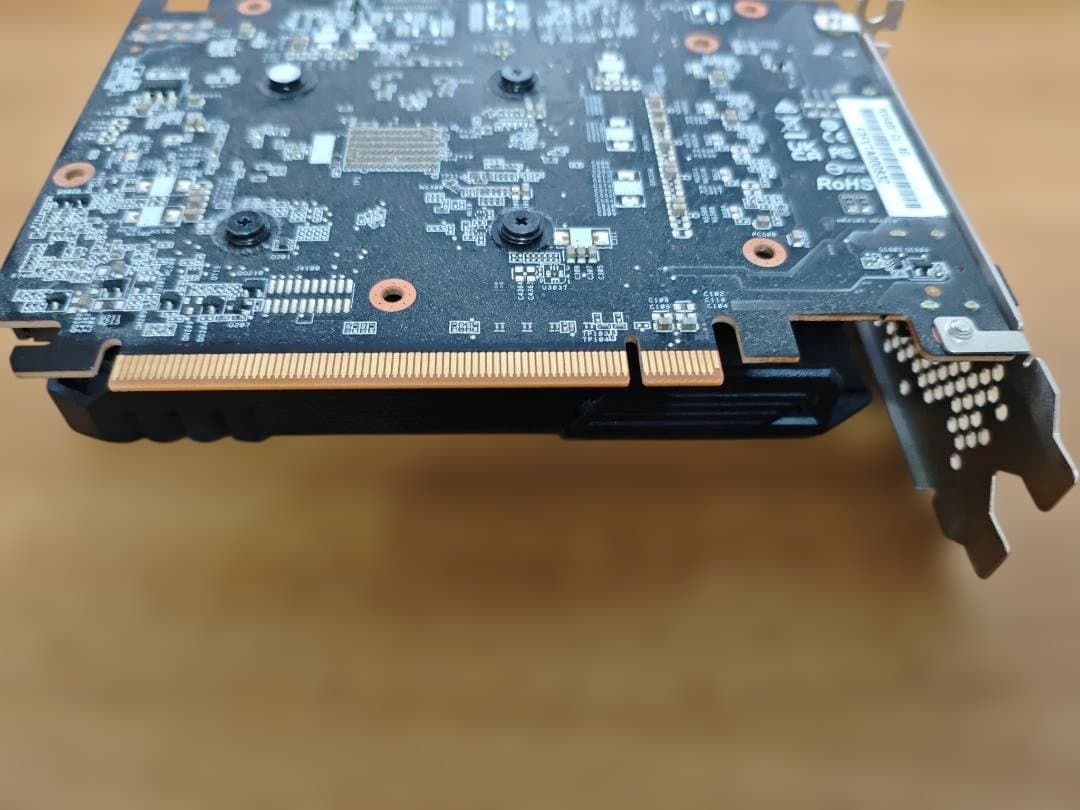 グラフィックボード・グラボ・ビデオカード ASRock Radeon RX 6400 Challenger ITX 4GB