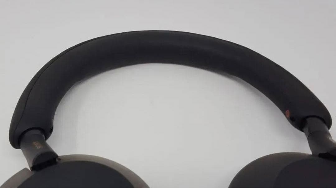 美品 SONY WH-1000XM5 ブラック ノイズキャンセリングヘッドホン