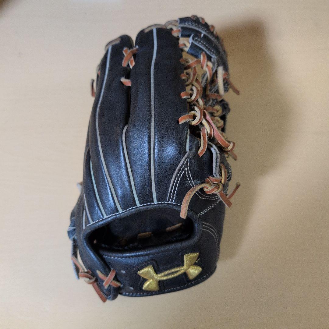 Under Armour 硬式野球グローブ 黒 外野用