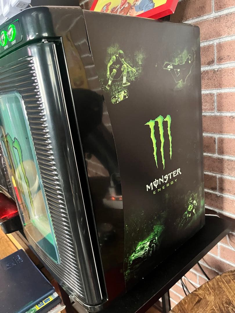 Monster Energy 冷蔵庫