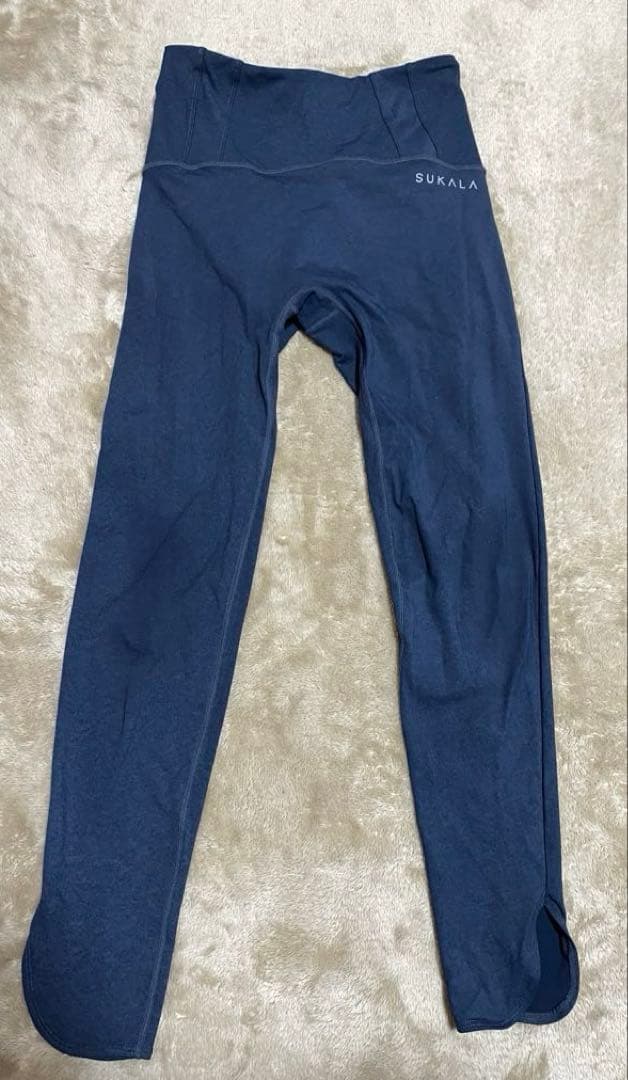 るい3 SURALA ヨガウェア