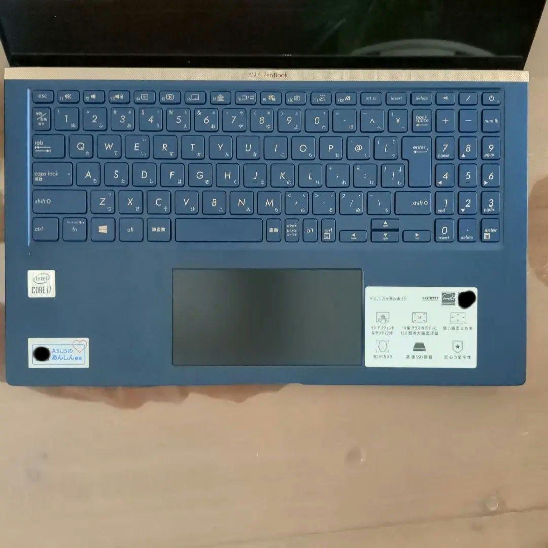 中古　ASUS ノートパソコン ZenBook 15　15.6インチ