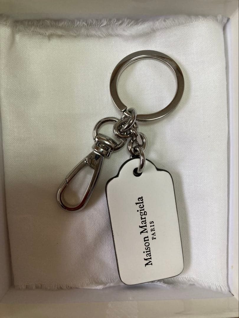 メゾン　マルジェラ　4ステッチ　レザー　キーホルダー　キーリング　チャーム