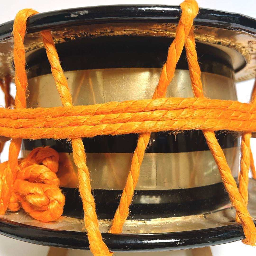 【良品】締め太鼓　和太鼓 35.5cm x 16cm 木製スタンド　金彩　蒔絵