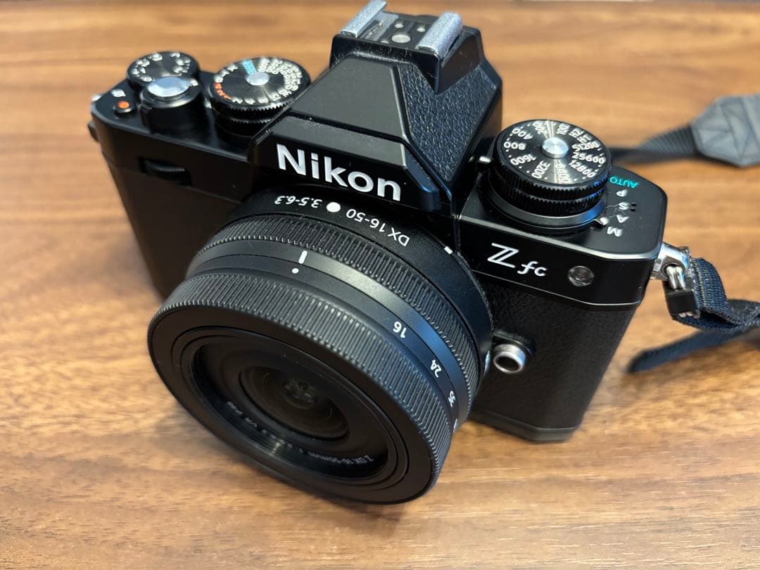 Nikon Z fc DX 16-50mm レンズ付き