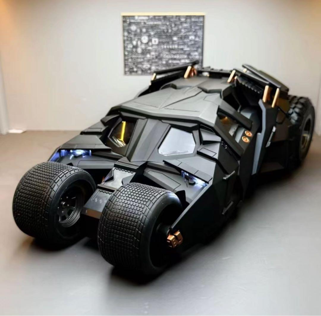 1/18 バットモービル バットマン ビギンズ　合金車　ミニカー