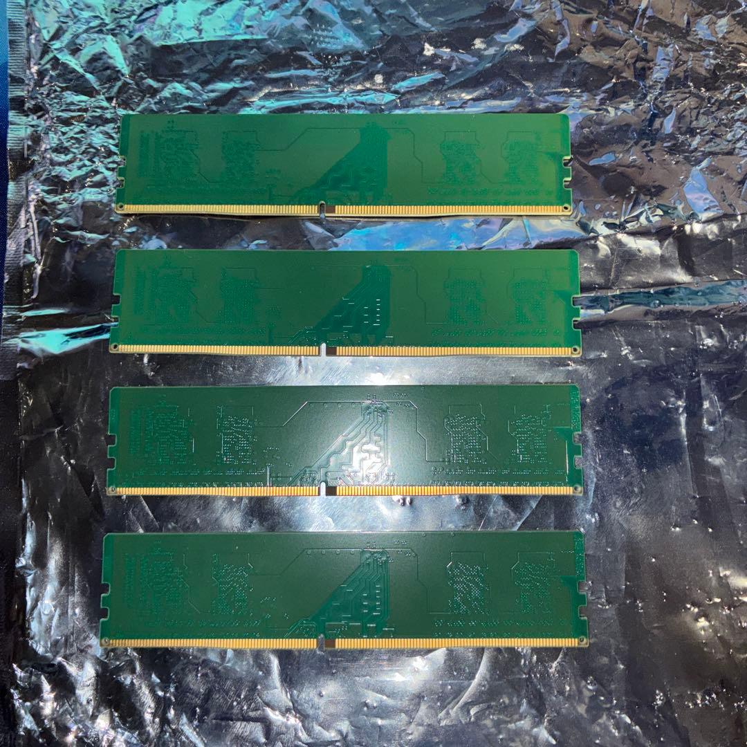 crucial W4U3200CM-8GR 4枚　DDR4 32GB