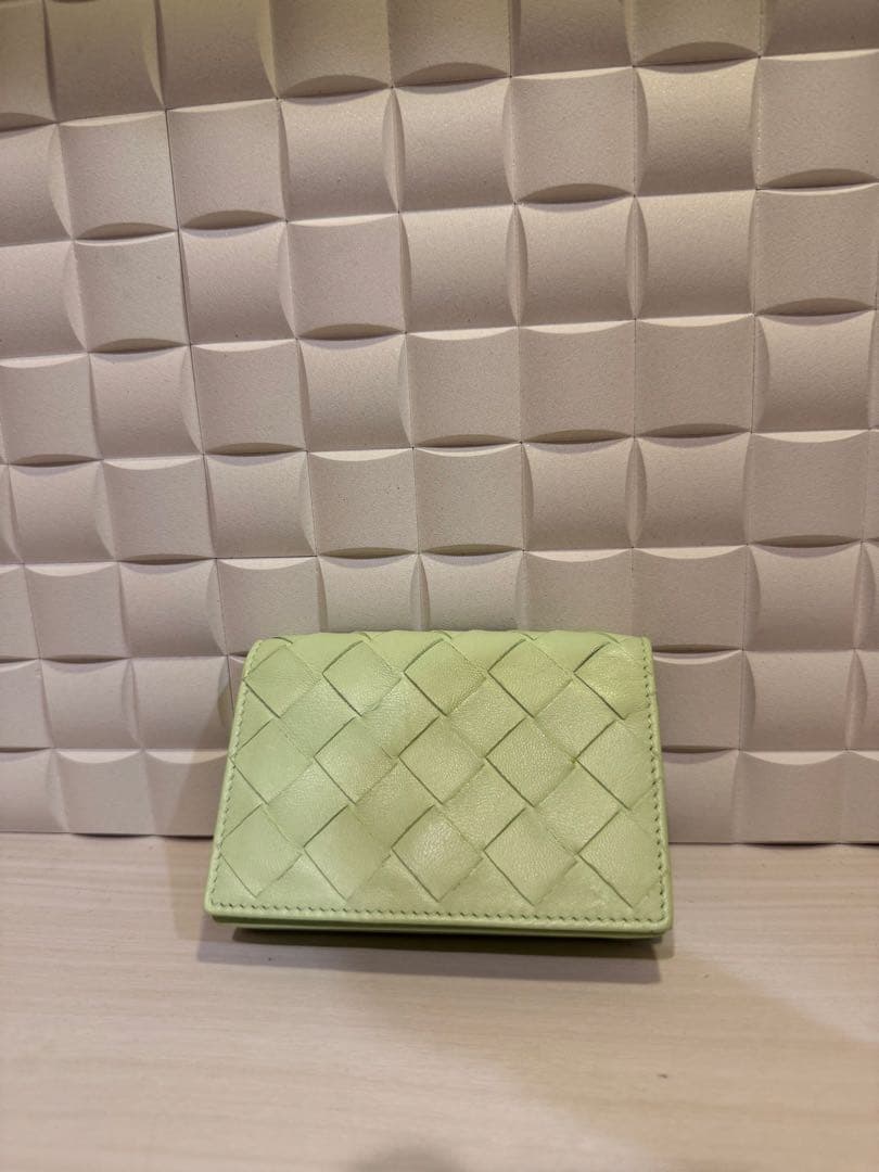 ボッテガヴェネタ 名刺入れ