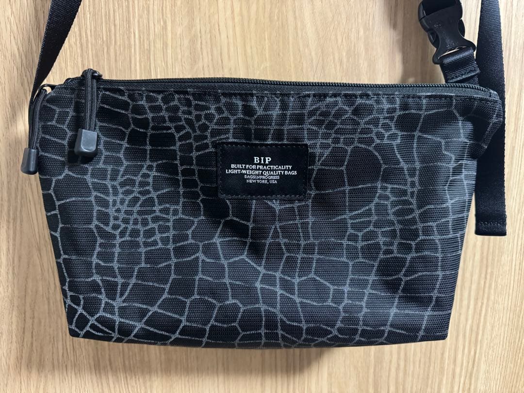 POST O’ALLS×BAGSINPROGRESS サコッシュ　美品