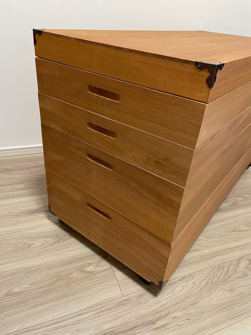 桐衣装箱４段収納ケース　着物　桐箪笥　柿渋仕上げ