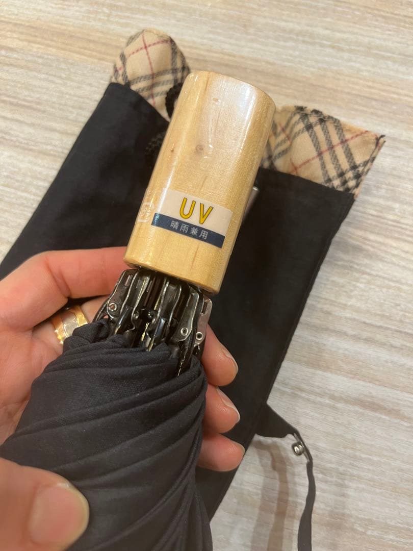 BURBERRY 折りたたみ傘 ブラック フリルチェック柄