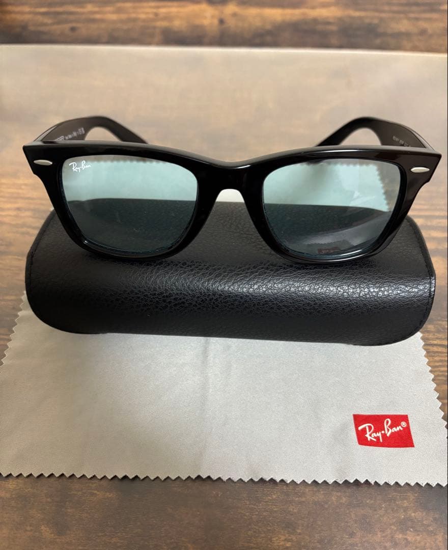Ray-Ban RB 2140-F サングラス